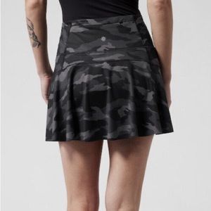 Athleta - Ace printed tennis skort 13.5”